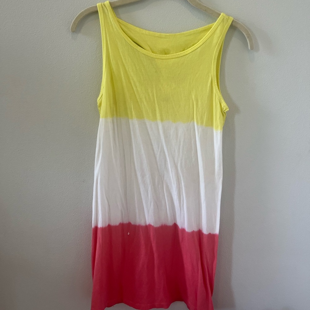 casual sleeveless dress